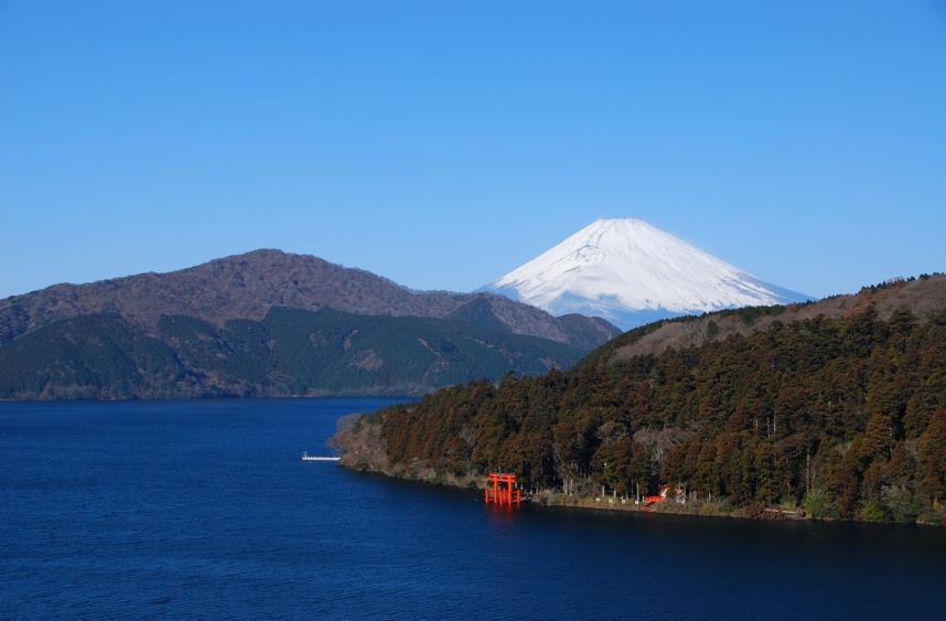 芦ノ湖からの富士山