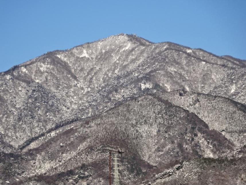 伊勢原市から見た大山