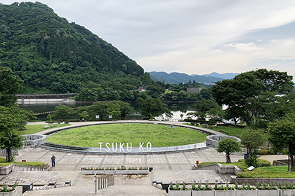 津久井湖城山公園・水の苑池