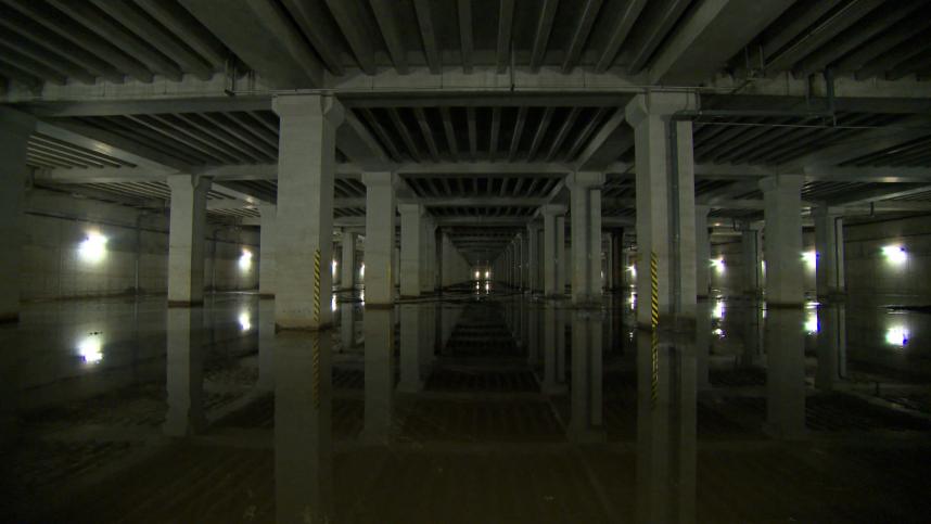 車両基地の地下空間にある川和遊水地