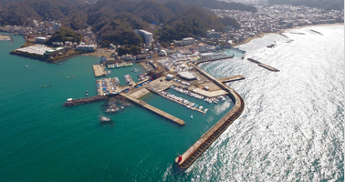 葉山港