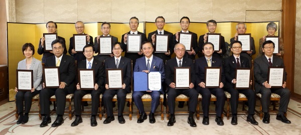 県幹部職員による「イクボス」宣言式