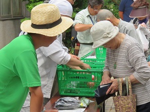 チャレンジコースの校内販売