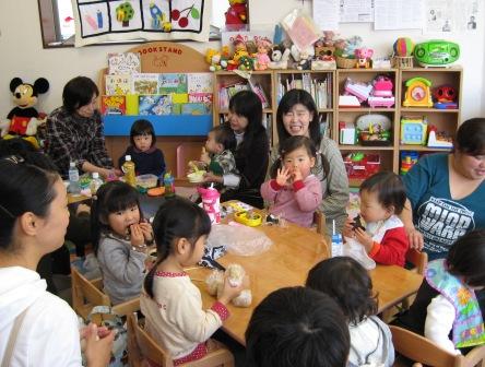 「次世代を担う心豊かな人づくり」のイメージ（NPOによる子育て支援イベント）