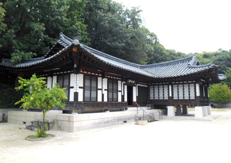 神奈川県立三ツ池公園のコリア庭園