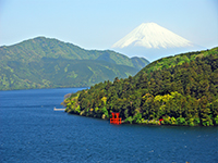 芦ノ湖と富士山の写真