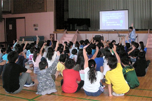 水道教室2019年　福田小学校　クイズ出題