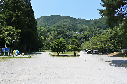 キャンプ場