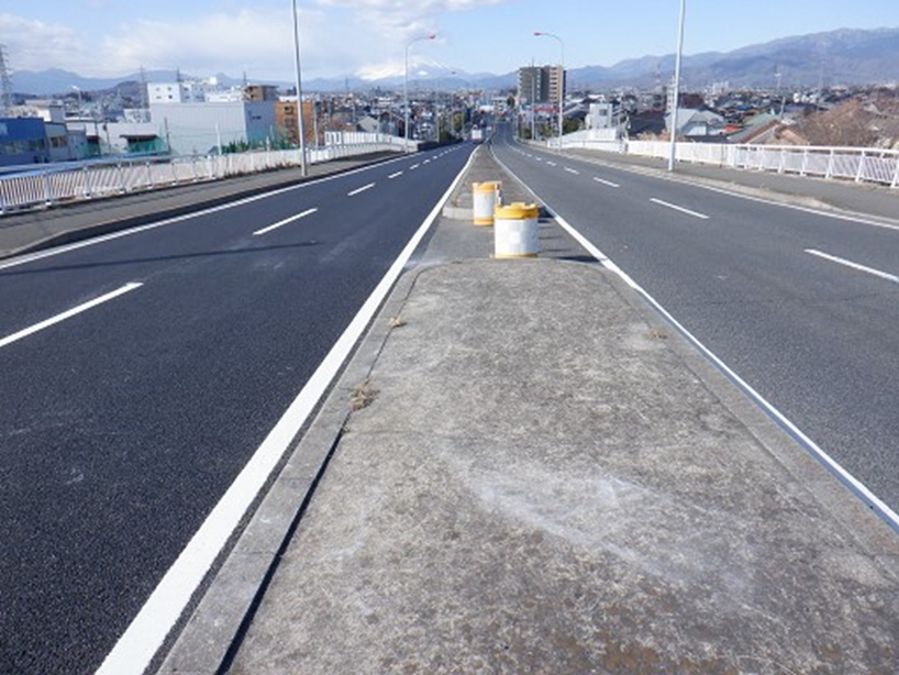 県道44号（平塚市四之宮）道路補修工事