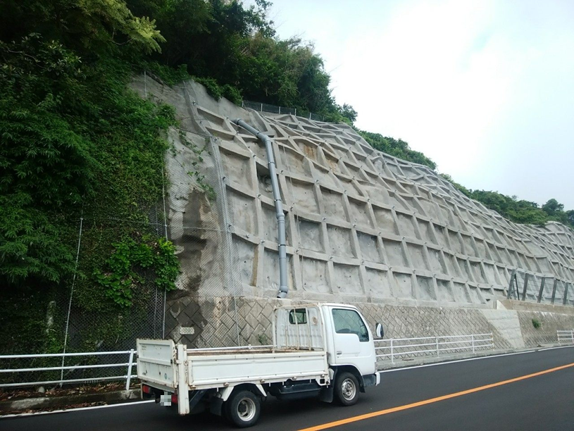 国道135号（小田原市根府川）道路災害防除工事