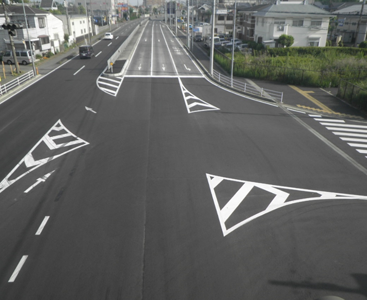 国道129号（厚木市中依知）道路補修工事