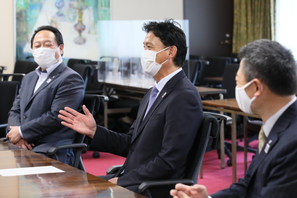 新監督に就任された川村丈夫さん