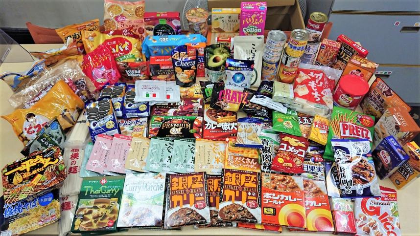 令和3年度に行った神奈川県庁フードドライブで集まった食品の一部
