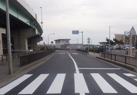 ○地方港湾大磯港臨港道路舗装工事