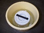 写真：漬け込み1日でハクサイ2.5kgは2.0kgくらいになる