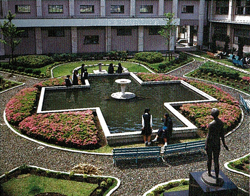 昭和51年頃の中庭