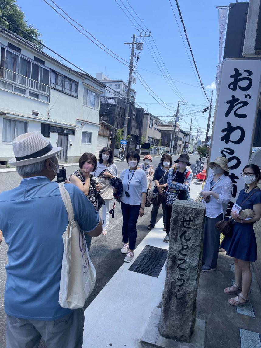 女子バス旅