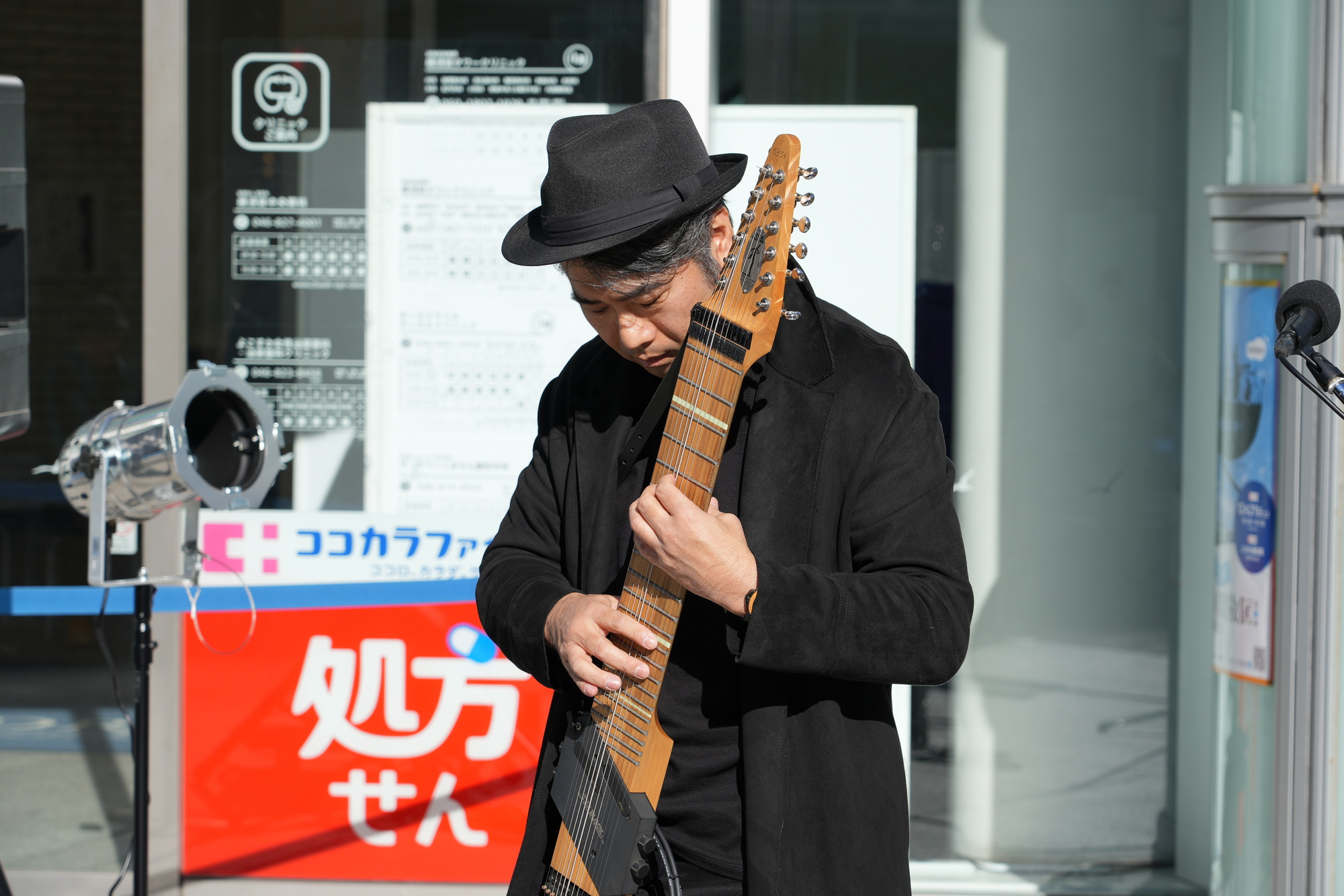 チャップマンスティック アーティスト　金丸敏明