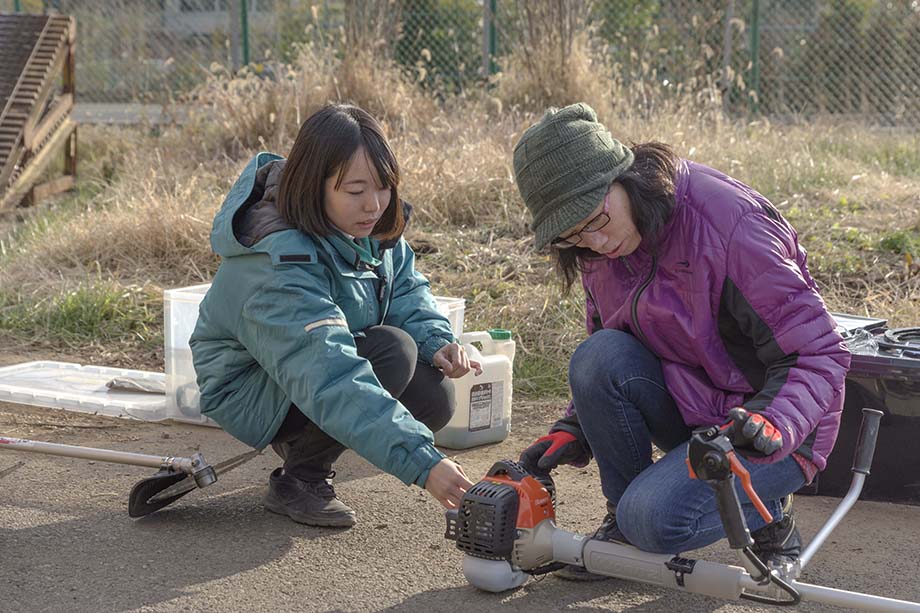 実際に操作を学び、農業機械にふれる