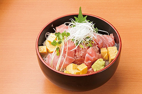 まぐろ食堂 七兵衛丸