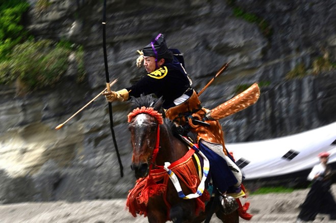 The 47th Dosun Festival - Kasagake will be held.