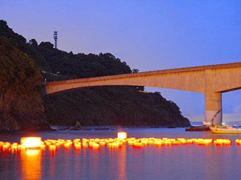 岩海岸夏祭り