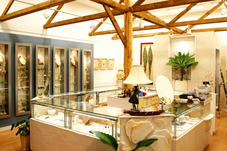 Local Brand Kamakura Main store