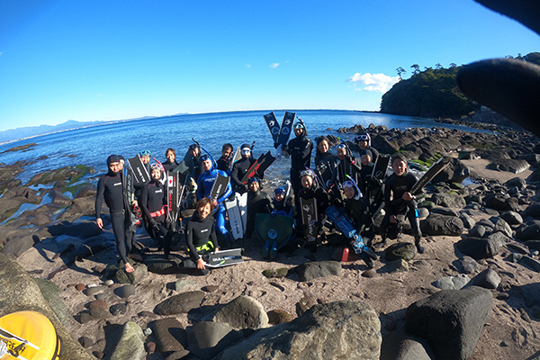 다이버들의 집합 사진