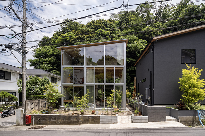 (サムネイル写真)鎌倉の住宅 建物全体