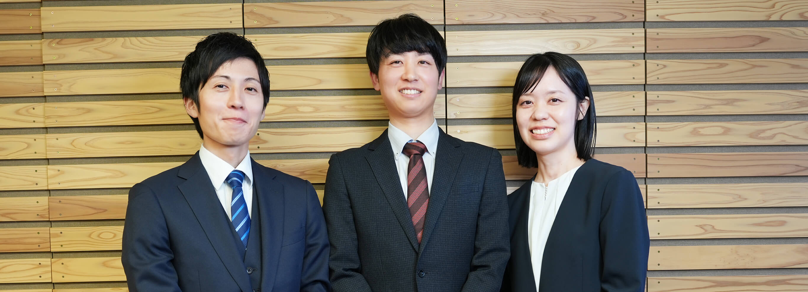 神奈川県庁には、職種や部署によって多様なキャリアがあります。あなたの経験が活きる場所は、きっとここにもあるはずです。