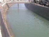 根岸歩道橋付近のカメラ画像