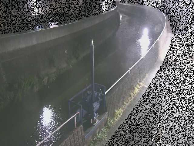 西ヶ崎橋付近のカメラ画像