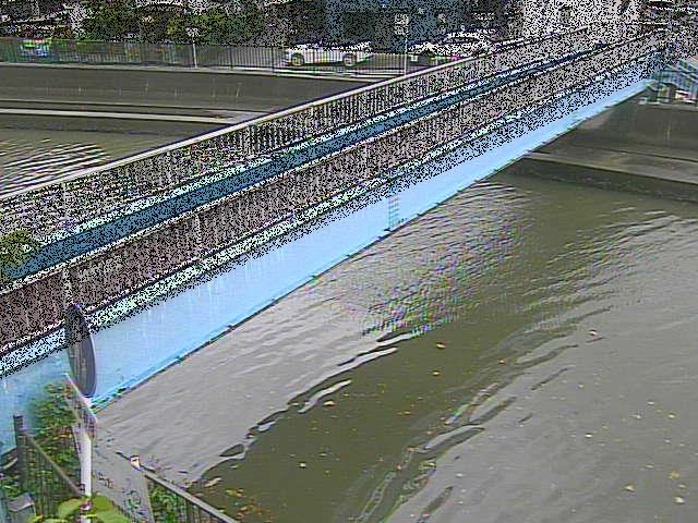 鷹取川人道橋付近のカメラ画像