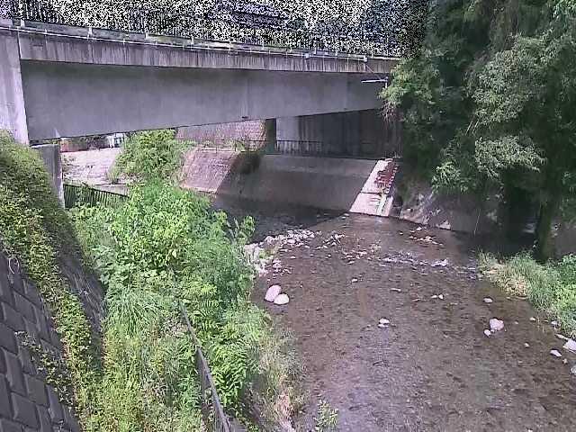 串川 串川橋付近のカメラ画像