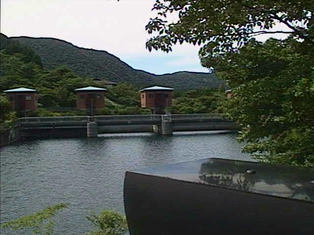 芦の湖 湖尻水門付近のカメラ画像