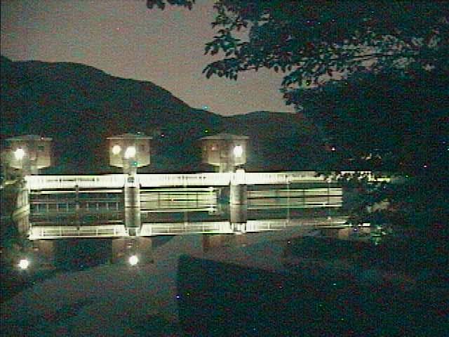 湖尻水門付近のカメラ画像