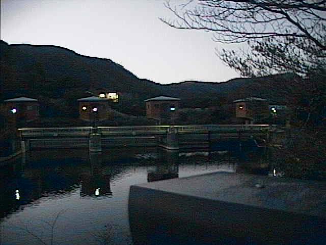 芦の湖 湖尻水門付近のカメラ画像