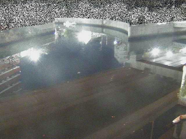 蒔田公園付近のカメラ画像