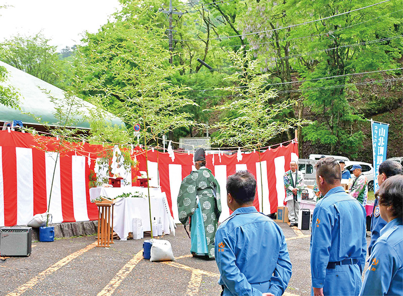 神事の様子
